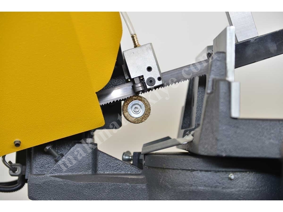 Çift Açılı Yarı Otomatik Şerit Testere Makinesi  BMSY-270DG
