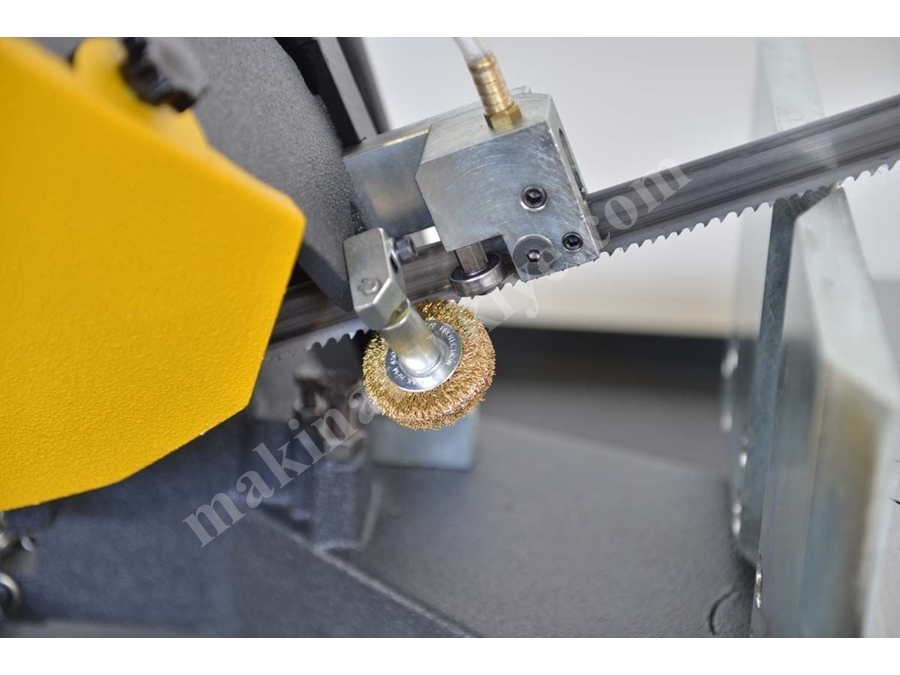 Çift Açılı Yarı Otomatik Şerit Testere Makinesi BMSY-230DG