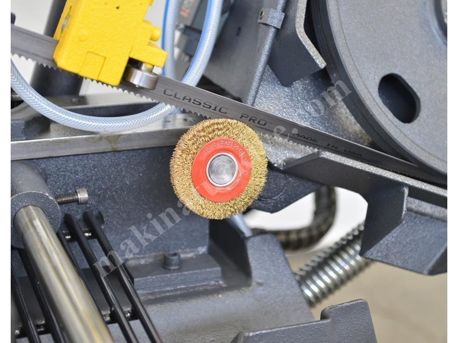 Yarı Otomatik Şerit Testere Makinesi (BMSY-320L)
