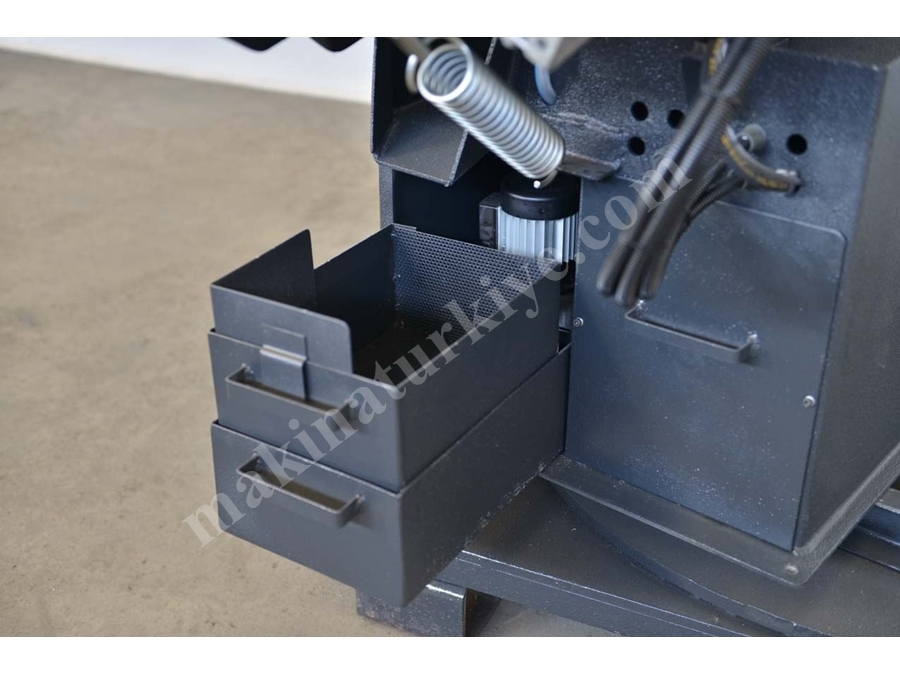 Yarı Otomatik Şerit Testere Makinesi (BMSY-320L)