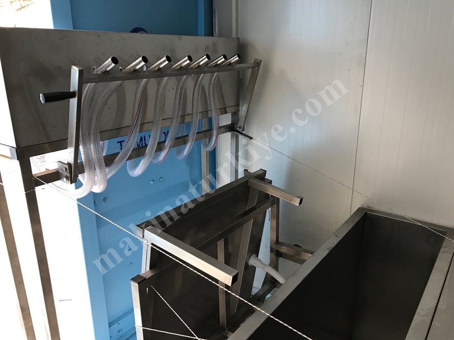 3000 Kg / Day Container Type Mold Ice Machine - 