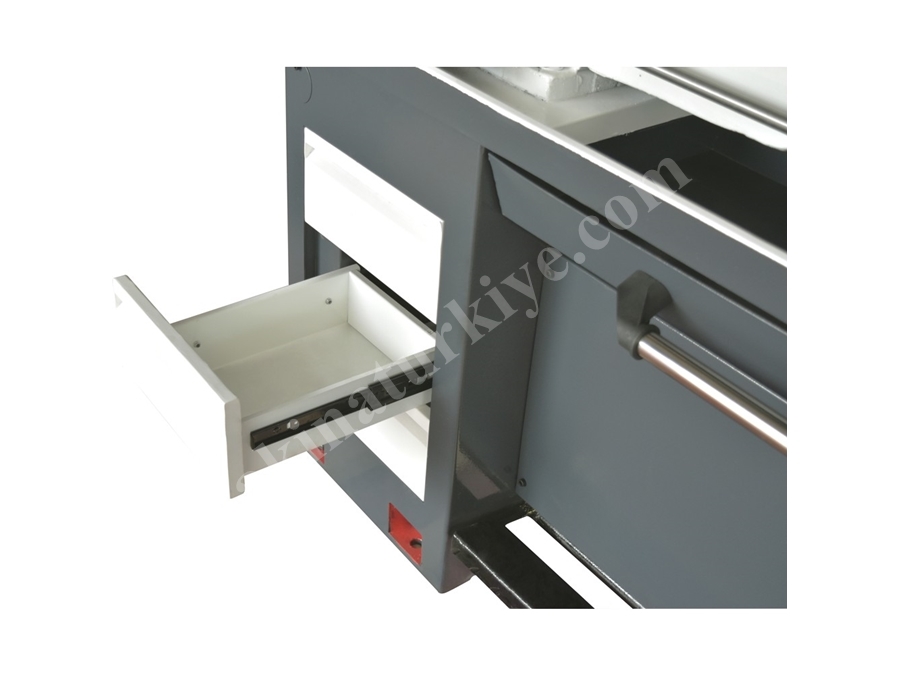 Üniversal Torna Tezgahı 360 mm - Foreman TK36100