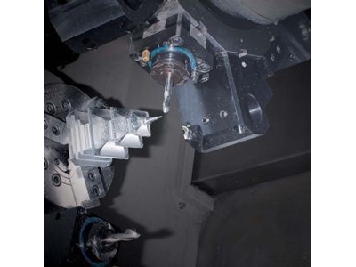 Cnc Tornalama Merkezi / Hyundai-Kia Skt 200ttsy - 2