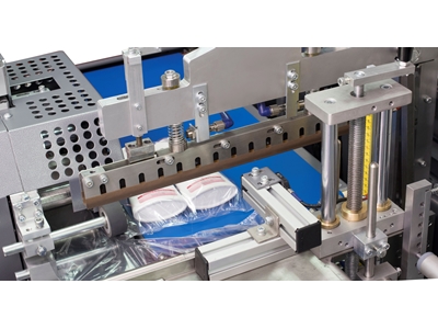Fully Automatic Continuous Cutting Shrink Machine 800*920 mm - 2