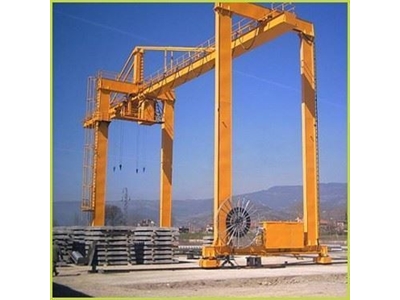 Grue Portique à Simple Poutre - 1