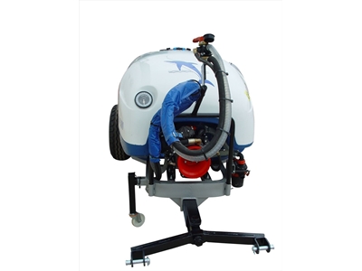 2000 Lt. Çekilir Tip Turbo Atomizör - 1