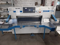137 cm Paper Cutting Guillotine Machine - 2