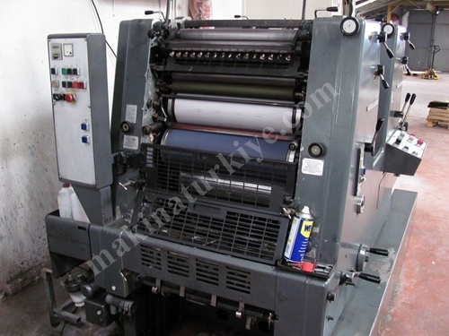 Machine offset à feuilles 2 couleurs Heidelberg GTO 52-Z