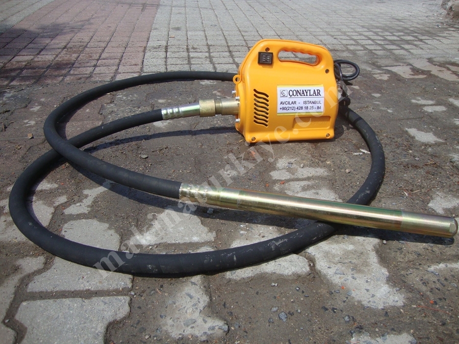 Omuz Askılı Beton Vibratör / 1,5Hp 