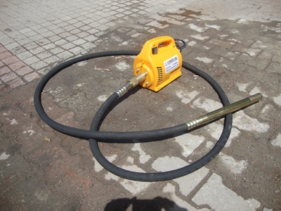 Omuz Askılı Beton Vibratör / 1,5Hp  - 3
