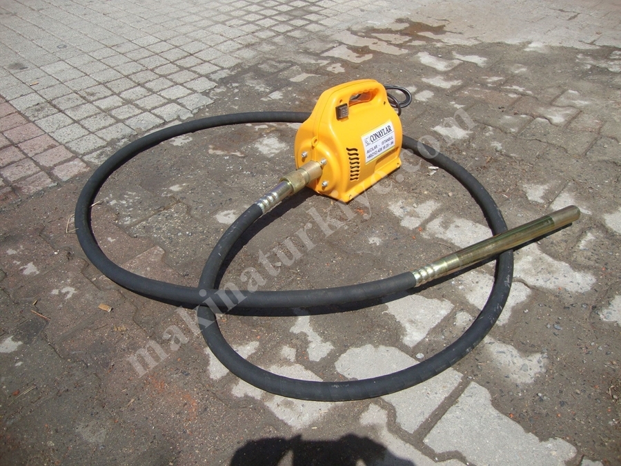 Omuz Askılı Beton Vibratör / 1,5Hp 