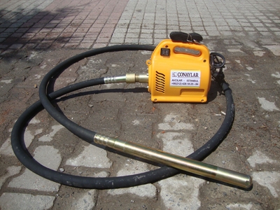 Omuz Askılı Beton Vibratör / 1,5Hp  - 4