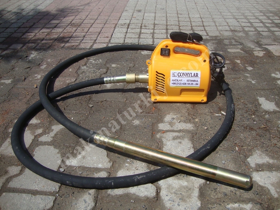 Omuz Askılı Beton Vibratör / 1,5Hp 