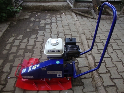 Kompaktör 2000 Kg 6.5 Hp - 7