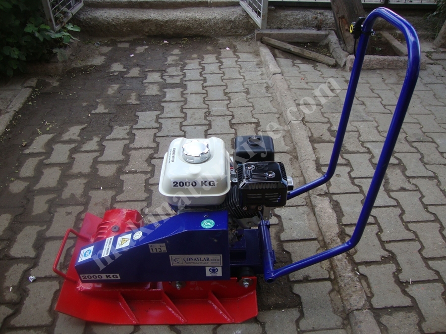 Kompaktör 2000 Kg 6.5 Hp
