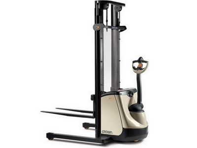 1 Ton Yaya Kumandalı İstifleme Makinesi  St 3000 N 1.0