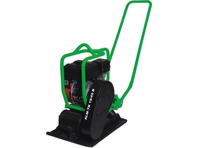 Tablalı Kompaktör ( 40 X 52 Mm - 6 Hp Benzinli )