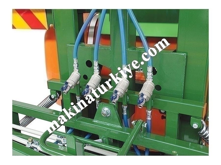 Tarla Pülverizatörü 600 litre Tarla İlaçlama Makinası  - Önallar ALFA YHP-600