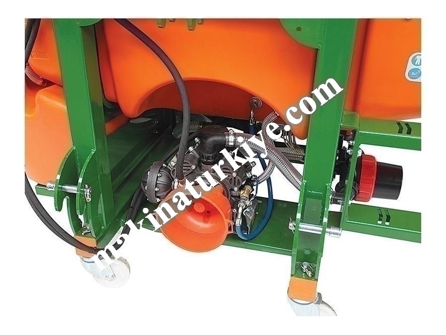 Tarla Pülverizatör 600 litre Tarla İlaçlama Makinası - Önallar ALFA HP-600