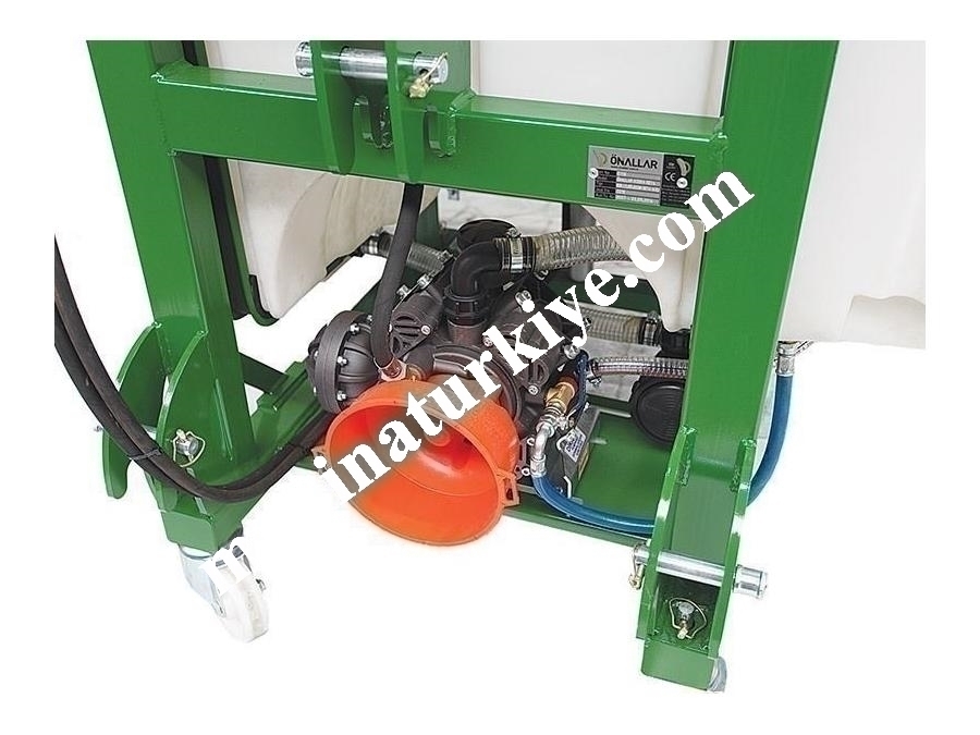 Tarla Pülverizatörü 1000 litre Tarla İlaçlama Makinası - Önallar BETA HP-1000