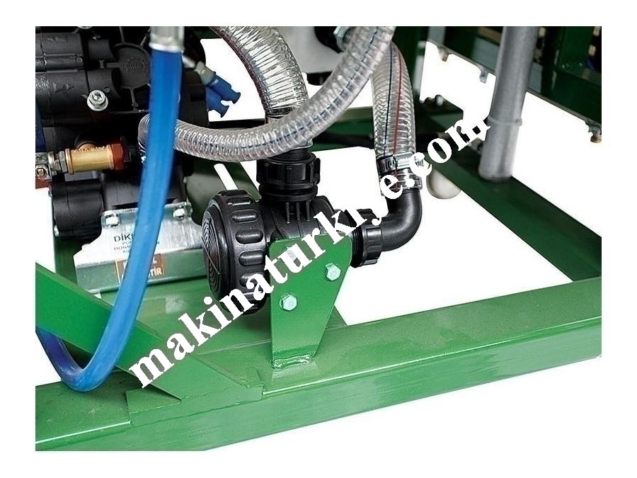 Tarla Pülverizatörü 600 litre Tarla İlaçlama Makinası - Önallar BETA HP-600