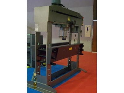 Hidrolik Pres 100 Ton 1200 Mm - 1