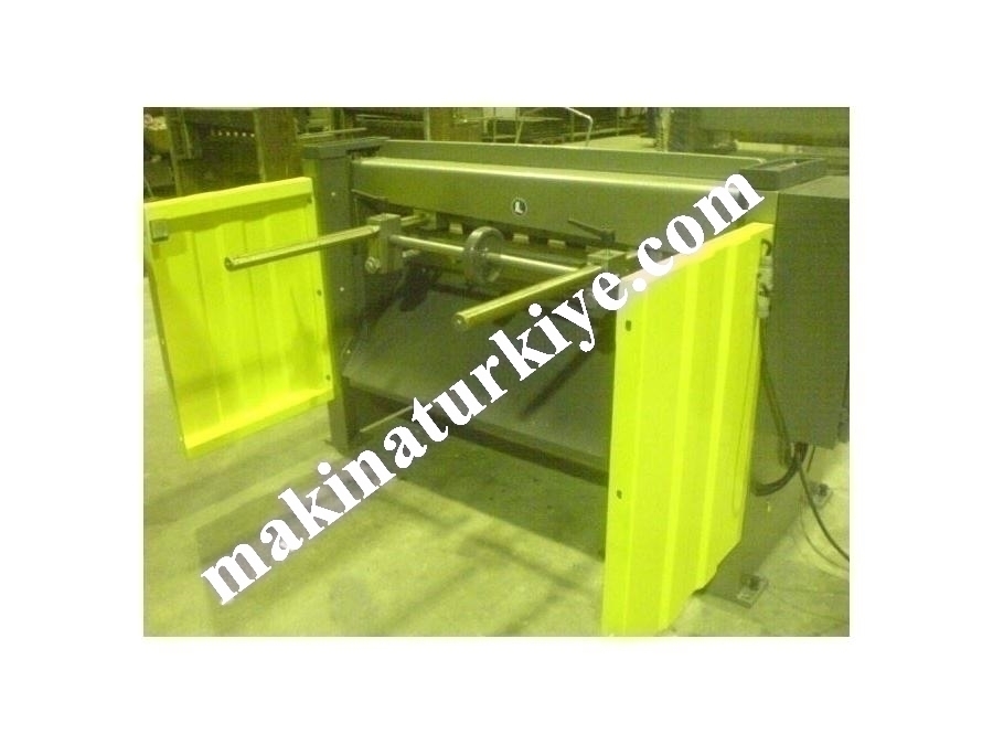 Rediktörlü Giyotin Makas 1350x3