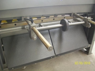 Redüktörlü Giyotin Makas 1550x3 - 3