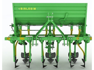 5 Sıra Yaylı Gübreli Ara Çapalama Makinesi