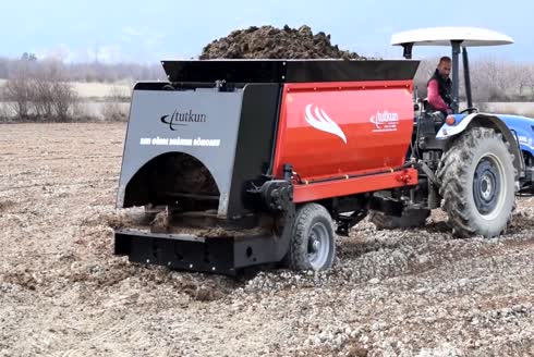 Solid Manure Spreader Trailer