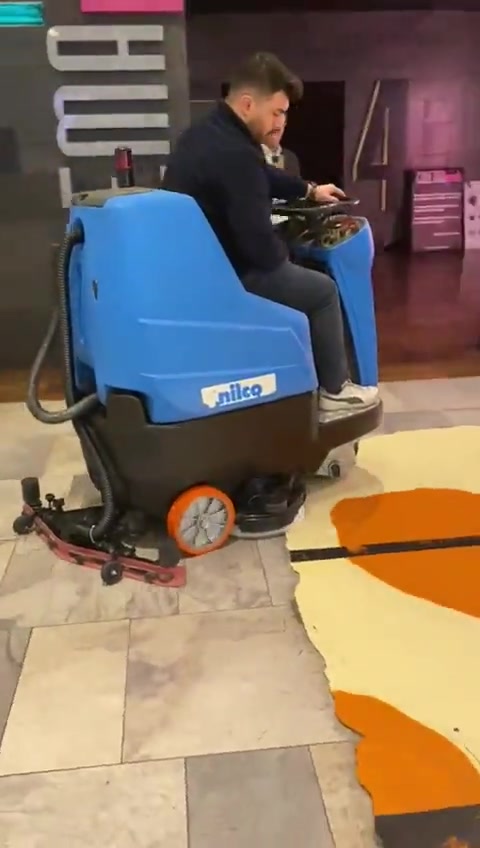 Nılco Br 1100 110 Litre Binicili Zemin Temizlik Otomatı!...