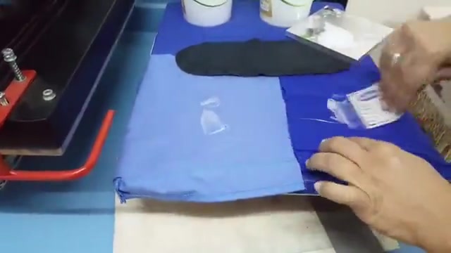 50x50 cm Kalıp Hidrolik Gofre Baskı Makinası