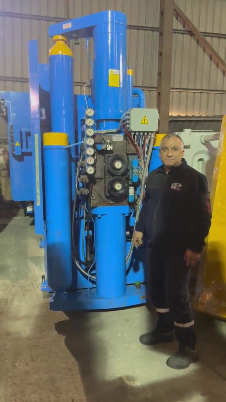 550 Ton Kapasiteli Metal Enjeksiyon Makinası