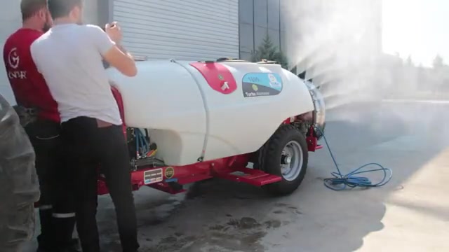 Atrox Kompakt Hidro Çekilir Tip Tarla Pülverizatörü