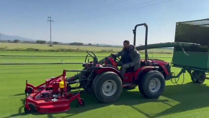 Caroni çim biçme makinesi