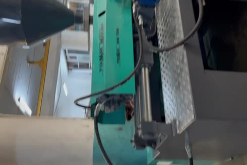200 Ton Plastic Injection Molding Machine
