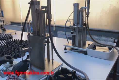 10-100-1000Ml 400-600 Adet / Saat Pnömatik Manuel Sıvı Dolum Makinası