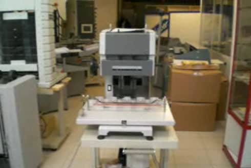 VS 200 2 Uçlu Kağıt Delme Makinası 