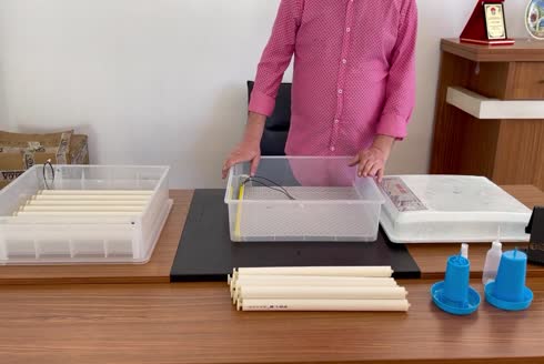 64 Yumurta Kapasiteli (30 - 36 Kaz) Hobi Kuluçka Makinesi