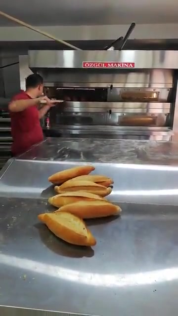 180 Ekmek Kapasiteli Çift Katlı Elektrikli Kara Fırın