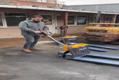 1500 Kg Lityum Akülü Denge Tekerli Transpalet