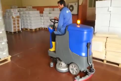 Mn V8 (Parking Lot - Hospital - Mall) Riding Floor Cleaning Machine