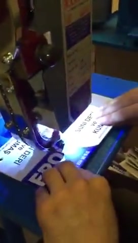 Km 6400 (Tek Kanallı) Kuşgözü Çakma Makinası 