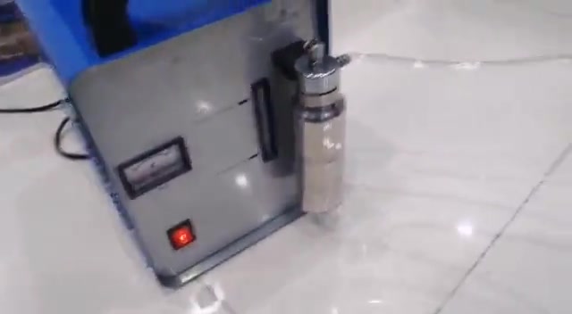 Fiber Markalama Makinesi 50 Watt Masalı Sistem