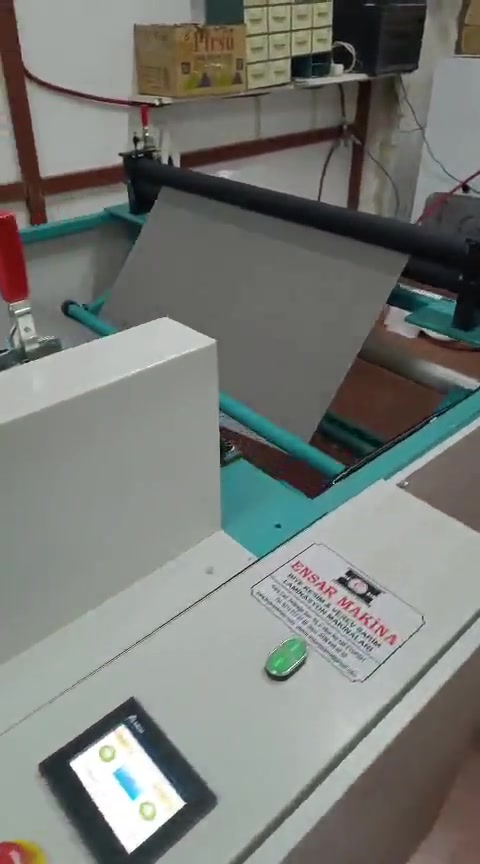 80'Lik Dolu Kasnaklı Otomatik Ağızlıklı Şerit Testere Makinası