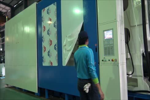 1500 Ton Çift Plaka Servo Plastik Enjeksiyon Makinesi LM Serisi