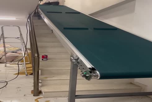 Merdiven Üstü PVC Çuval Bantlı Konveyör