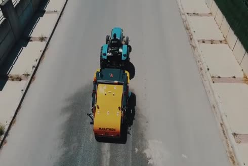 Marathon 2000 Lt Traktörle Çekilir Tip Yol Süpürge Makinası