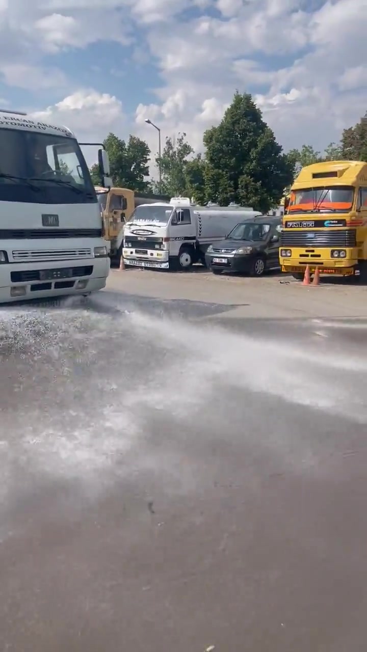 Yalçın Ercan Arazöz Müteahhitlik Nakliyat Ticaret
