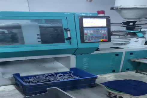 130 Ton Denizciler Plastik Enjeksiyon Makinası
